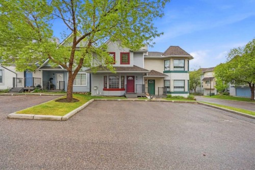 42 Patina Point Sw, Calgary, AB 