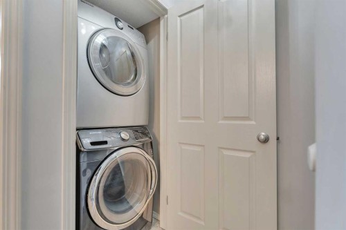 312 Saddlebrook Point Ne, Calgary, AB - Indoor Photo Showing Laundry Room