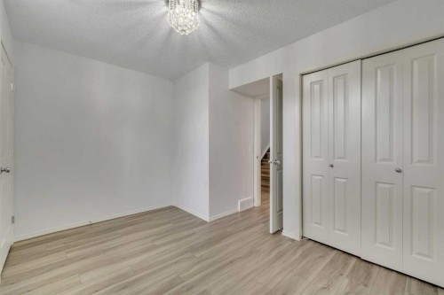 312 Saddlebrook Point Ne, Calgary, AB - Indoor Photo Showing Other Room