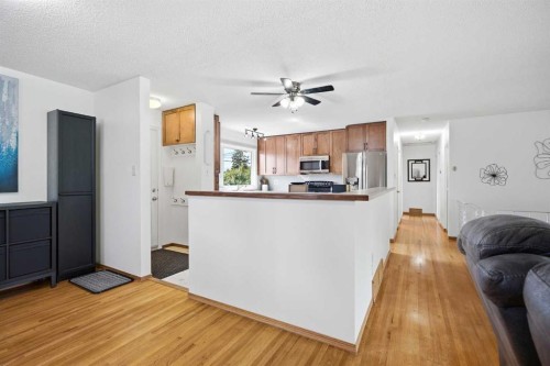 10011 Maplecreek Drive Se, Calgary, AB 