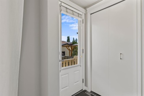 122 Auburn Bay Heights Se, Calgary, AB 