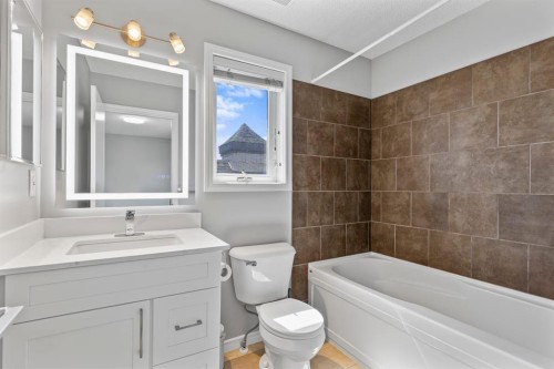 122 Auburn Bay Heights Se, Calgary, AB 