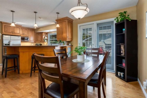 52 Silver Brook Drive Nw, Calgary, AB 