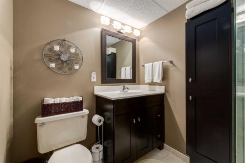 52 Silver Brook Drive Nw, Calgary, AB 