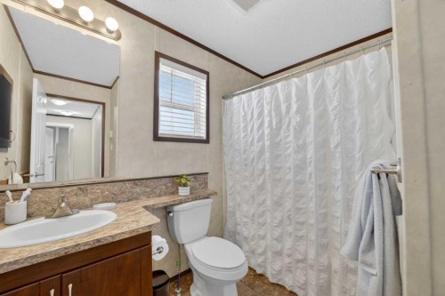 20-31244 Range Road 33, Rural Mountain View County, AB 