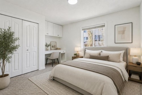22 Sherwood Cove Nw, Calgary, AB - Indoor Photo Showing Bedroom