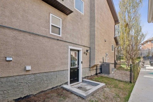 22 Sherwood Cove Nw, Calgary, AB - Outdoor With Exterior