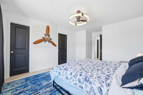 2 Birch Glen, Okotoks, AB 
