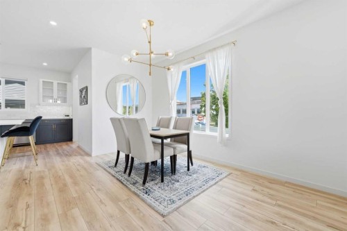 2 Birch Glen, Okotoks, AB 