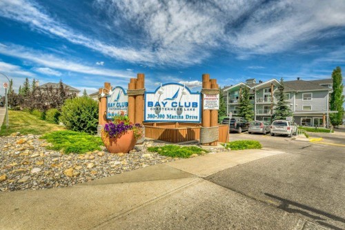 201-390 MARINA Drive  Chestermere, AB T1X 1W6