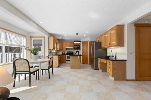 136 Schubert Hill Nw, Calgary, AB - Indoor