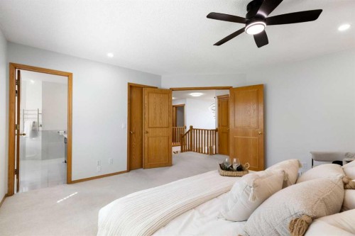 136 Schubert Hill Nw, Calgary, AB - Indoor Photo Showing Bedroom