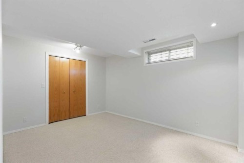136 Schubert Hill Nw, Calgary, AB - Indoor Photo Showing Basement