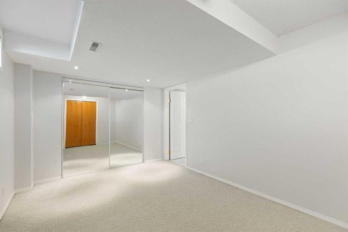 136 Schubert Hill Nw, Calgary, AB - Indoor Photo Showing Other Room