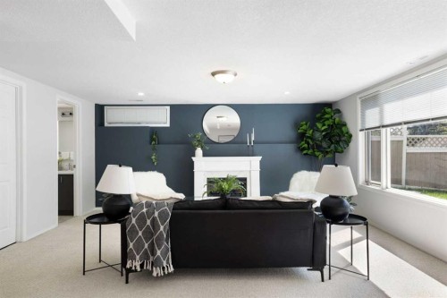 136 Schubert Hill Nw, Calgary, AB - Indoor Photo Showing Other Room