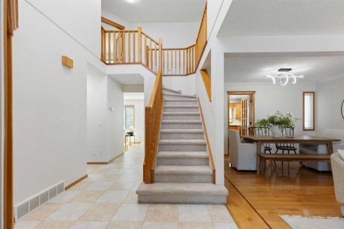 136 Schubert Hill Nw, Calgary, AB - Indoor Photo Showing Other Room