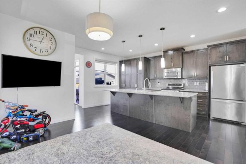 158 Redstone Common Ne, Calgary, AB 