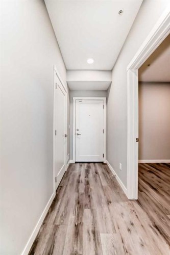 403-200 Shawnee Square Sw, Calgary, AB 