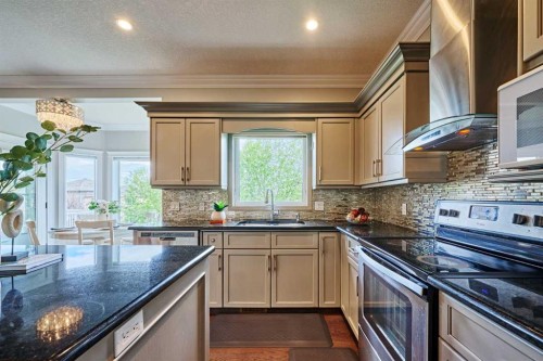 605 Hamptons Drive Nw, Calgary, AB 
