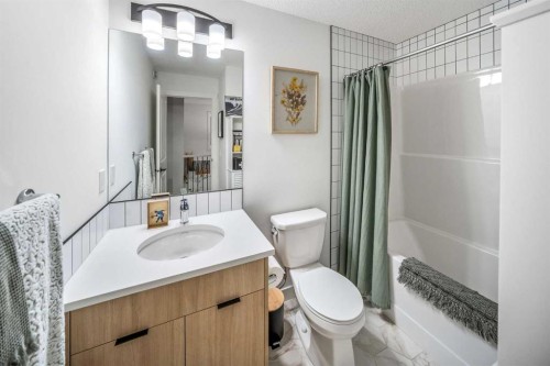 176 Seton Villas Se, Calgary, AB 