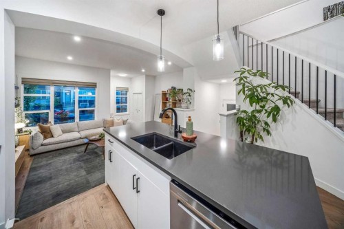 176 Seton Villas Se, Calgary, AB 
