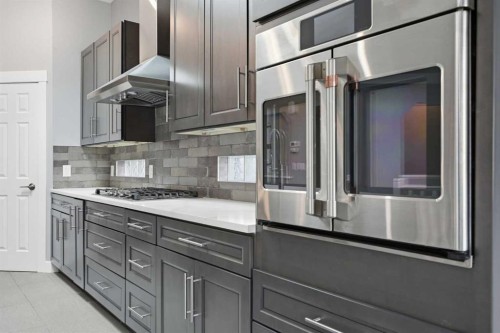 209 Oakmere Close, Chestermere, AB 