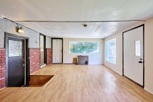 28 Cornell Place Nw, Calgary, AB 