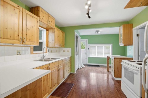 919 20 Avenue Nw, Calgary, AB 