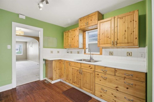 919 20 Avenue Nw, Calgary, AB 