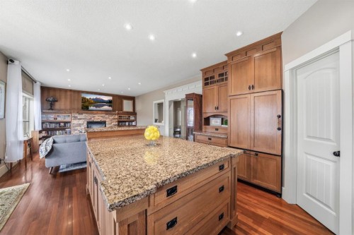 2593 Coopers Circle Sw, Airdrie, AB 