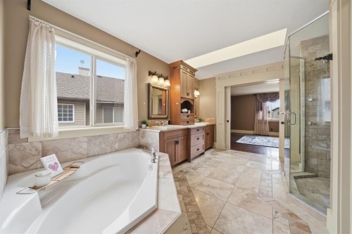 2593 Coopers Circle Sw, Airdrie, AB 