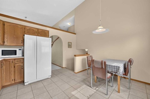 76 Hawkmount Close Nw, Calgary, AB 