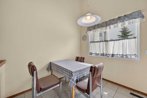 76 Hawkmount Close Nw, Calgary, AB 