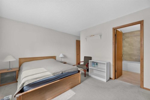 76 Hawkmount Close Nw, Calgary, AB 