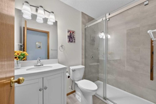 76 Hawkmount Close Nw, Calgary, AB 