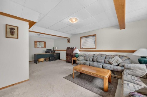 76 Hawkmount Close Nw, Calgary, AB 