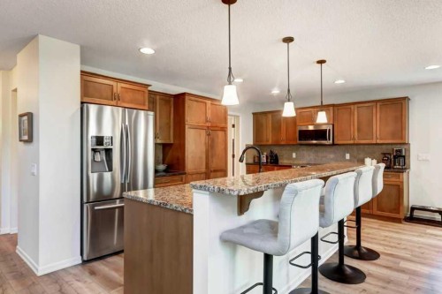 8 Crystal Green Grove, Okotoks, AB 