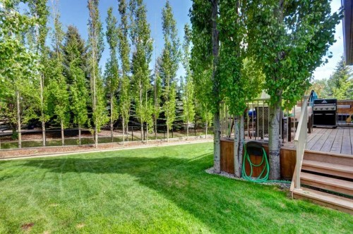 8 Crystal Green Grove, Okotoks, AB 