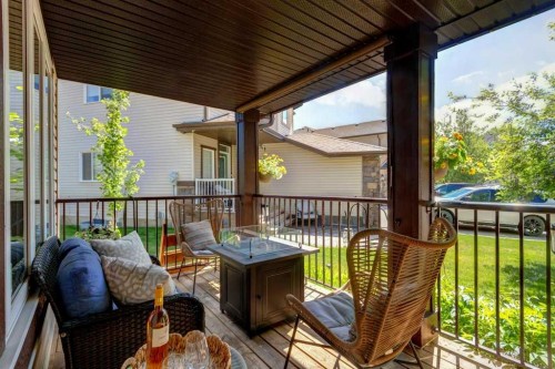 8 Crystal Green Grove, Okotoks, AB 