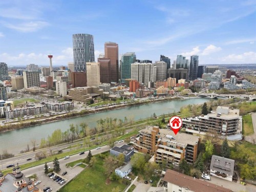 805-320 Meredith Road Ne, Calgary, AB - Outdoor With View