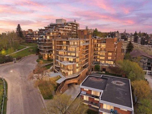 805-320 Meredith Road Ne, Calgary, AB - Outdoor With Balcony With View