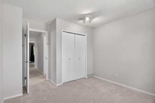 60 Scandia Hill Nw, Calgary, AB 