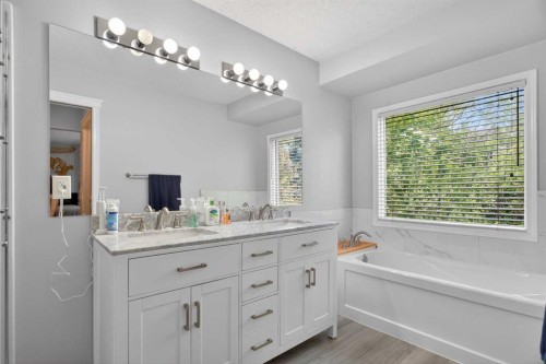 60 Scandia Hill Nw, Calgary, AB 