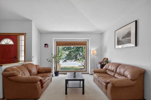 60 Scandia Hill Nw, Calgary, AB 