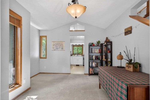 60 Scandia Hill Nw, Calgary, AB 