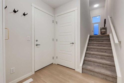 605-474 Seton Circle Se, Calgary, AB - Indoor Photo Showing Other Room