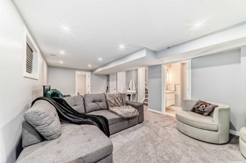 246 Cooperswood Green Sw, Airdrie, AB - Indoor