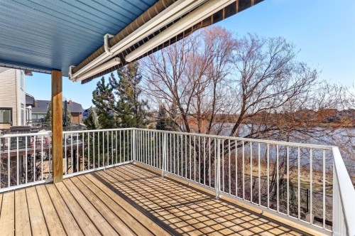 136 West Creek Glen, Chestermere, AB 