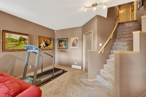 136 West Creek Glen, Chestermere, AB 