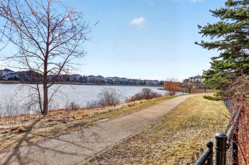 136 West Creek Glen, Chestermere, AB 